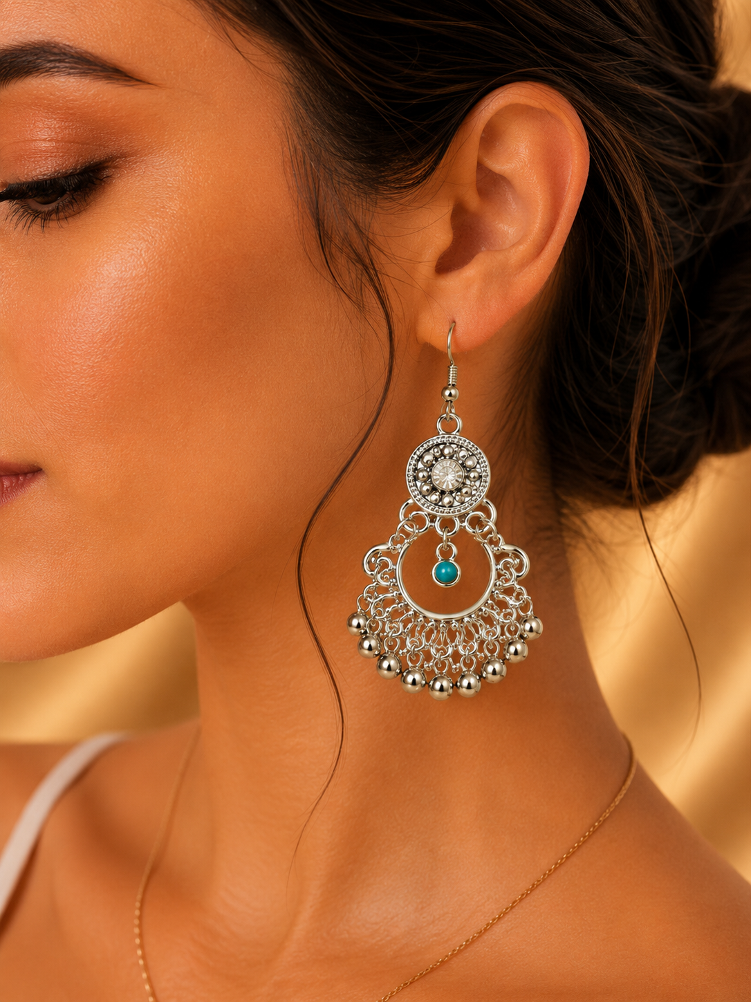 Aretes de fantasía bohemios con detalle turquesa