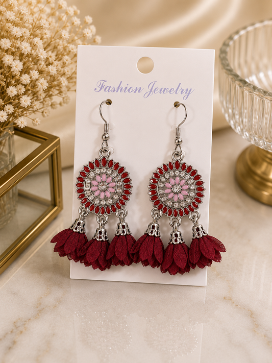 Aretes de fantasía estilo mandala con flores vino