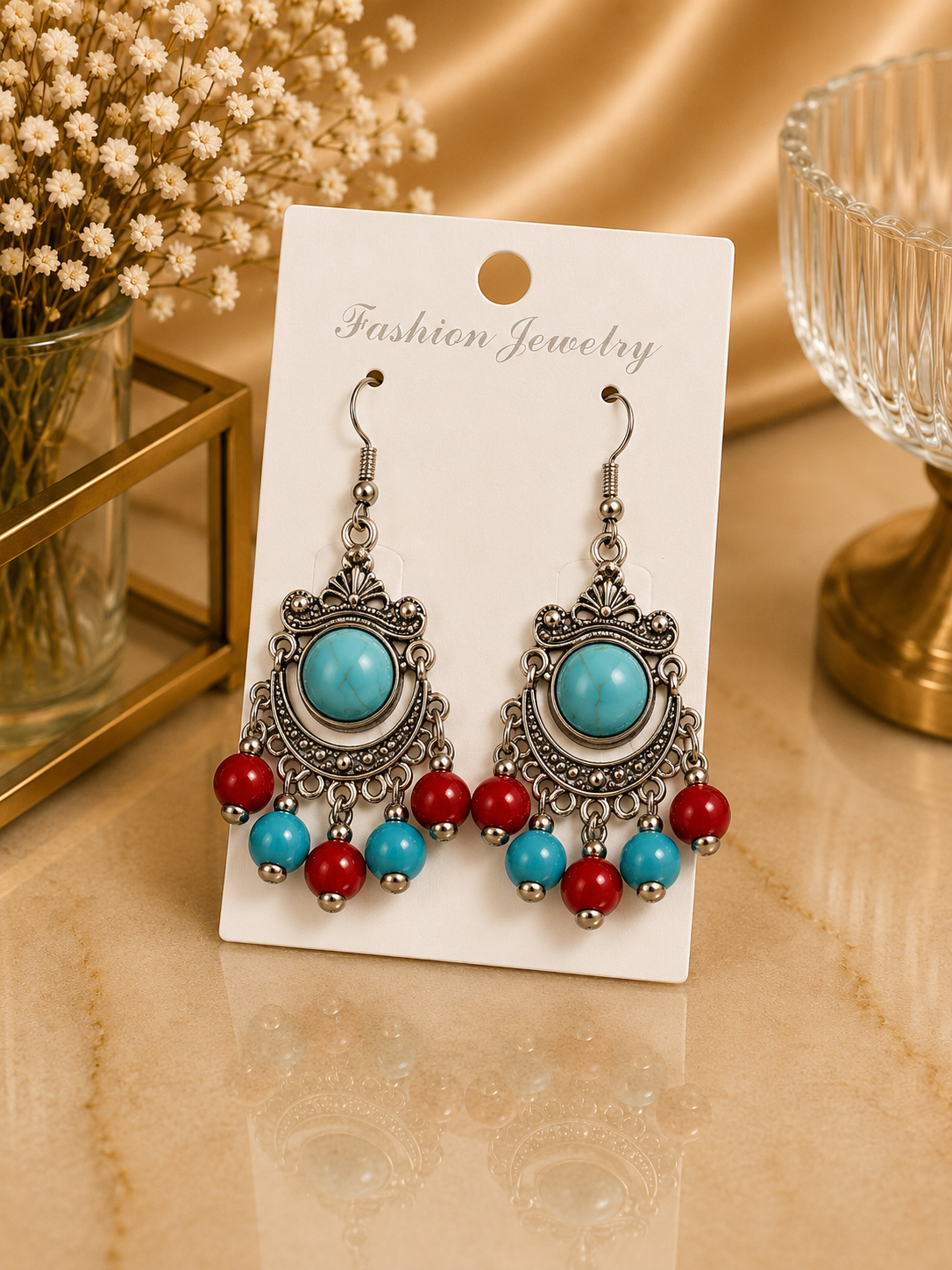 Aretes de fantasía bohemios con turquesa y cuentas rojas