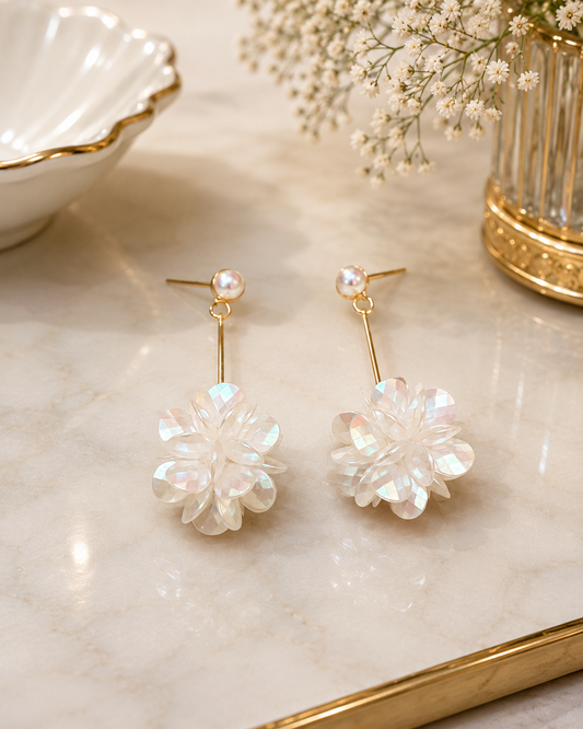 Aretes de fantasía florales con efecto tornasol