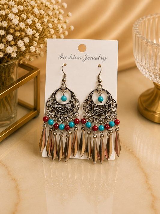 Aretes de fantasía bohemios con cuentas turquesa y rojas