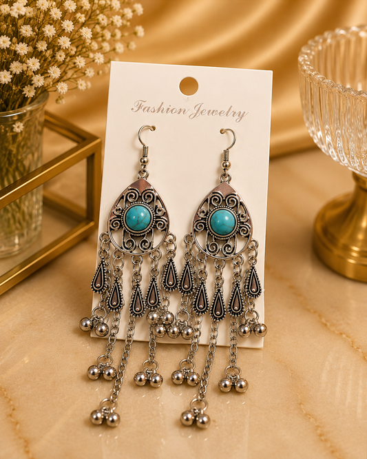 Aretes de fantasía bohemios con turquesa y colgantes